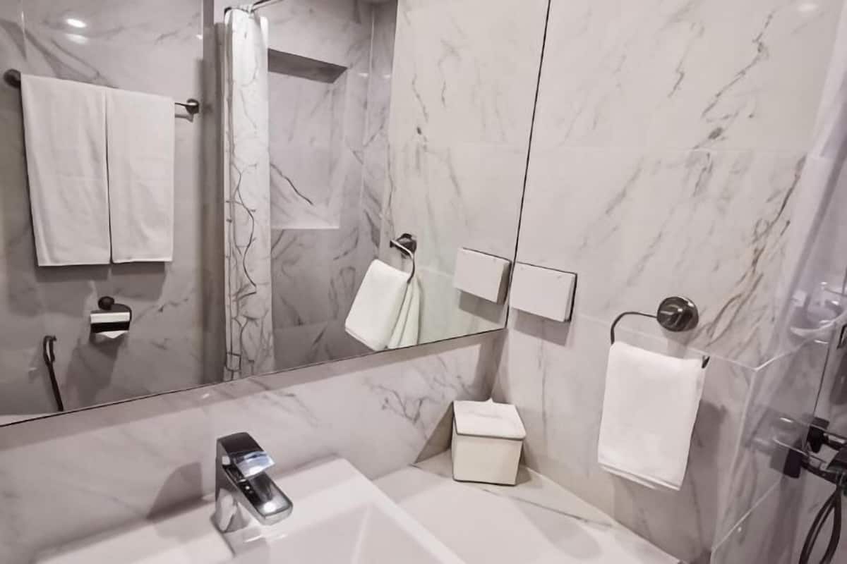 Baño | Regadera, amenidades de baño gratuitas, secadora de cabello, bidet