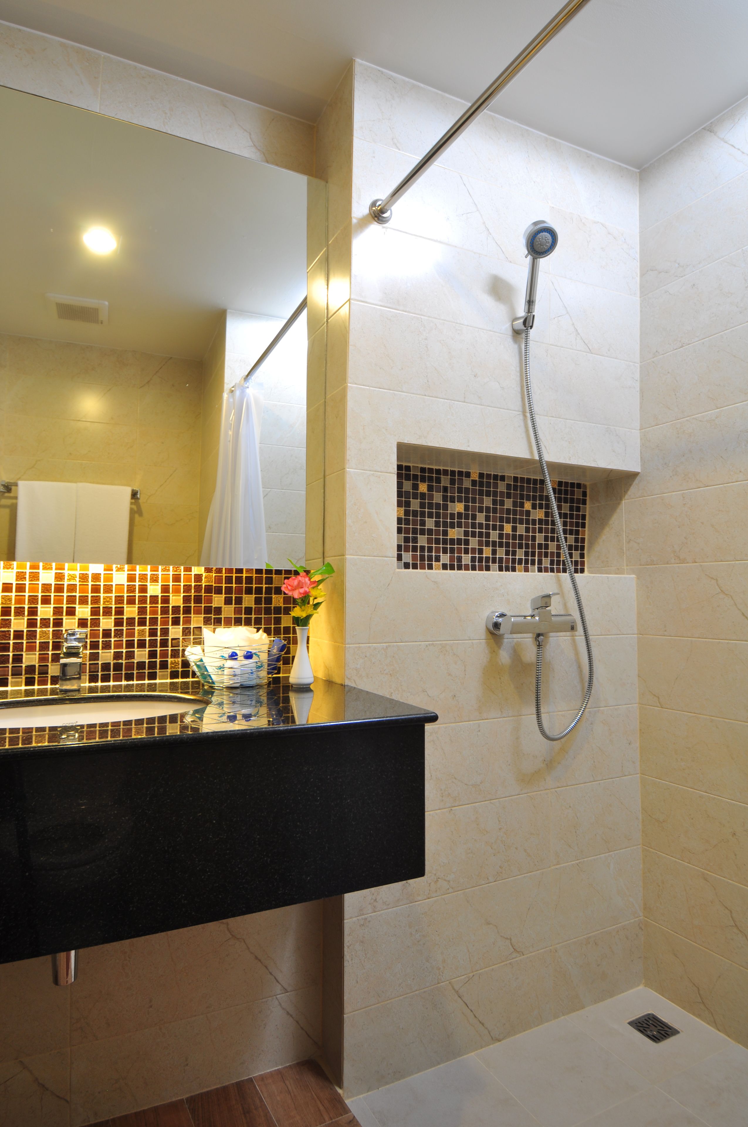 Photo - Flipper Lodge Hotel - SHA Extra Plus