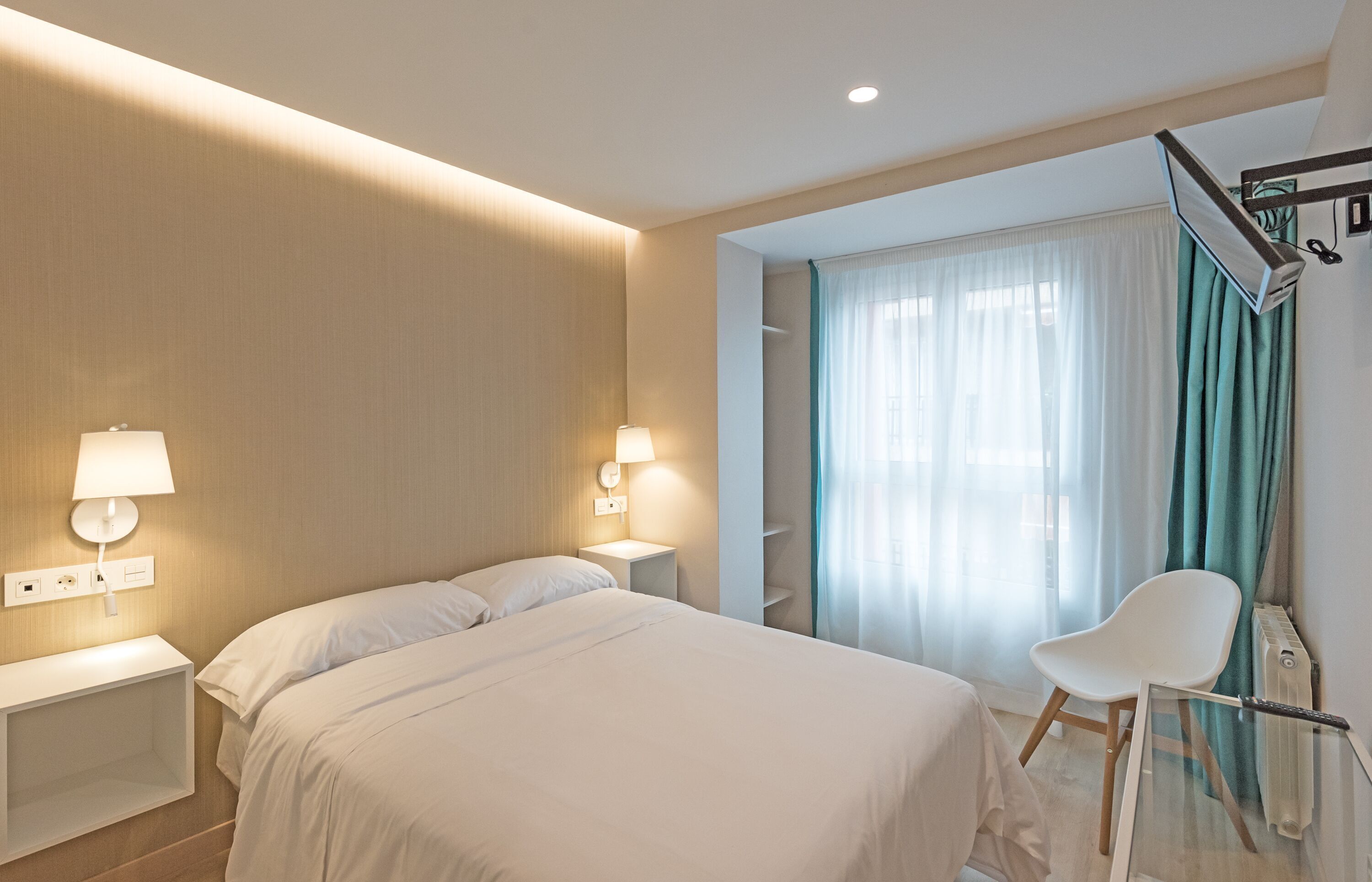 Wifi gratis y ropa de cama 
