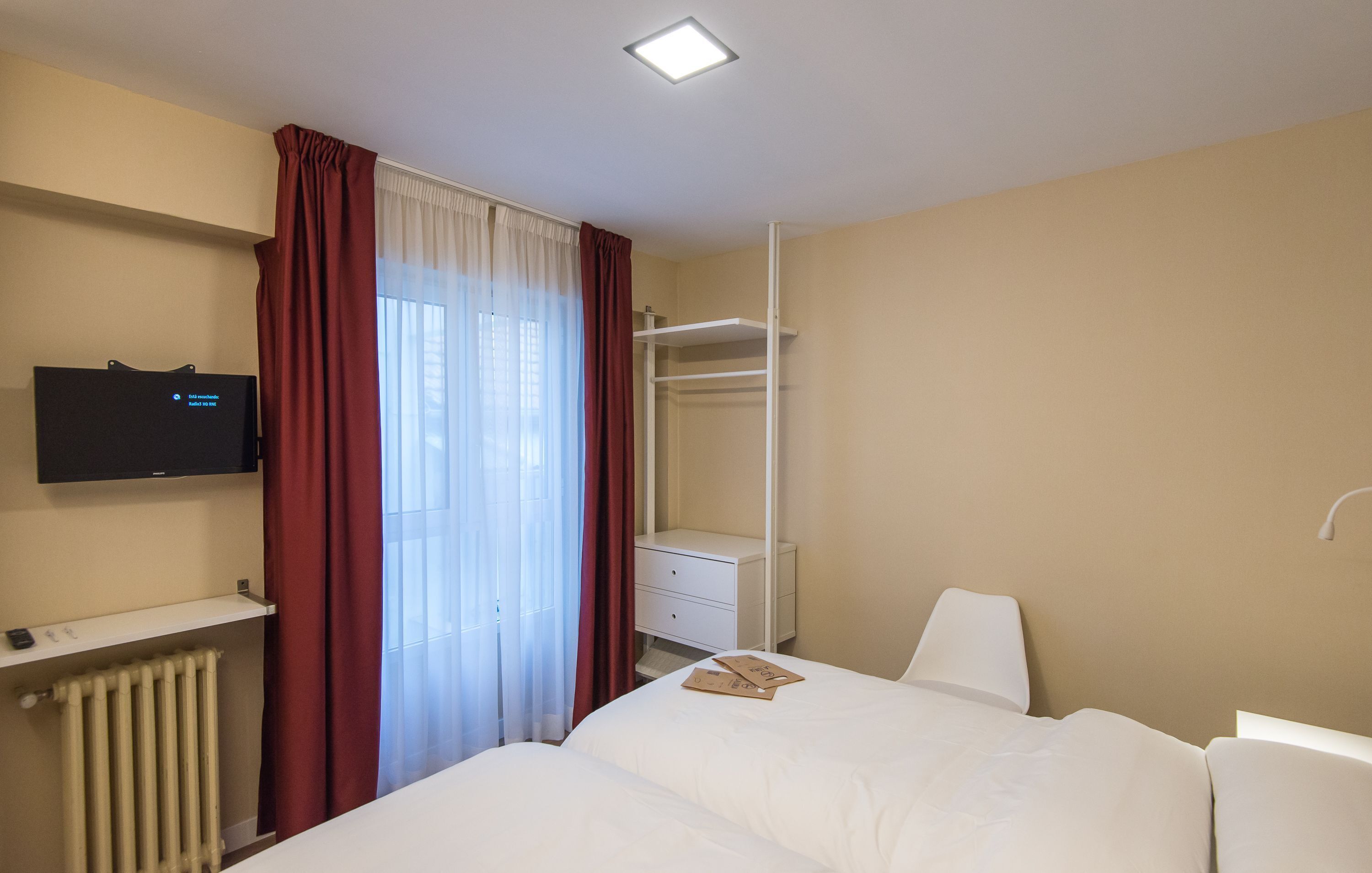 Wifi gratis y ropa de cama 