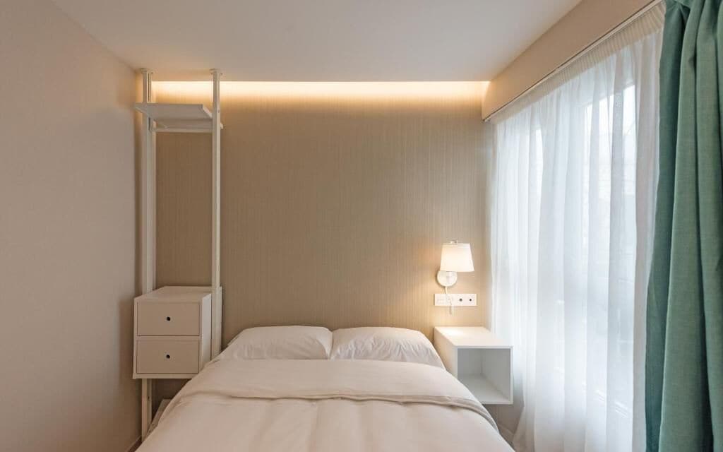 Comfort Single Room | Free WiFi, bed sheets