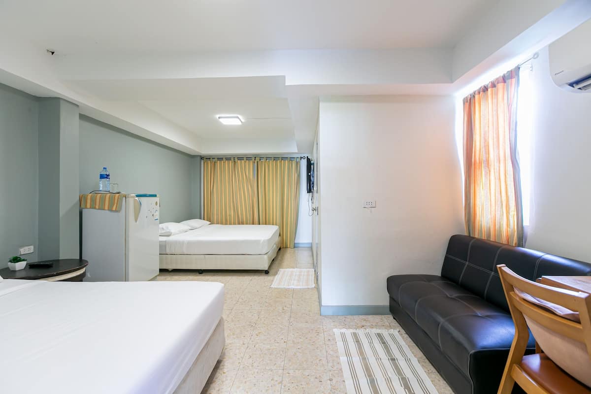 Chambre Familiale | Wi-Fi gratuit