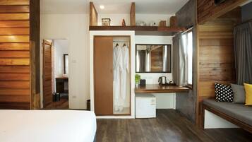 Premium bedding, minibar, individually decorated, blackout curtains