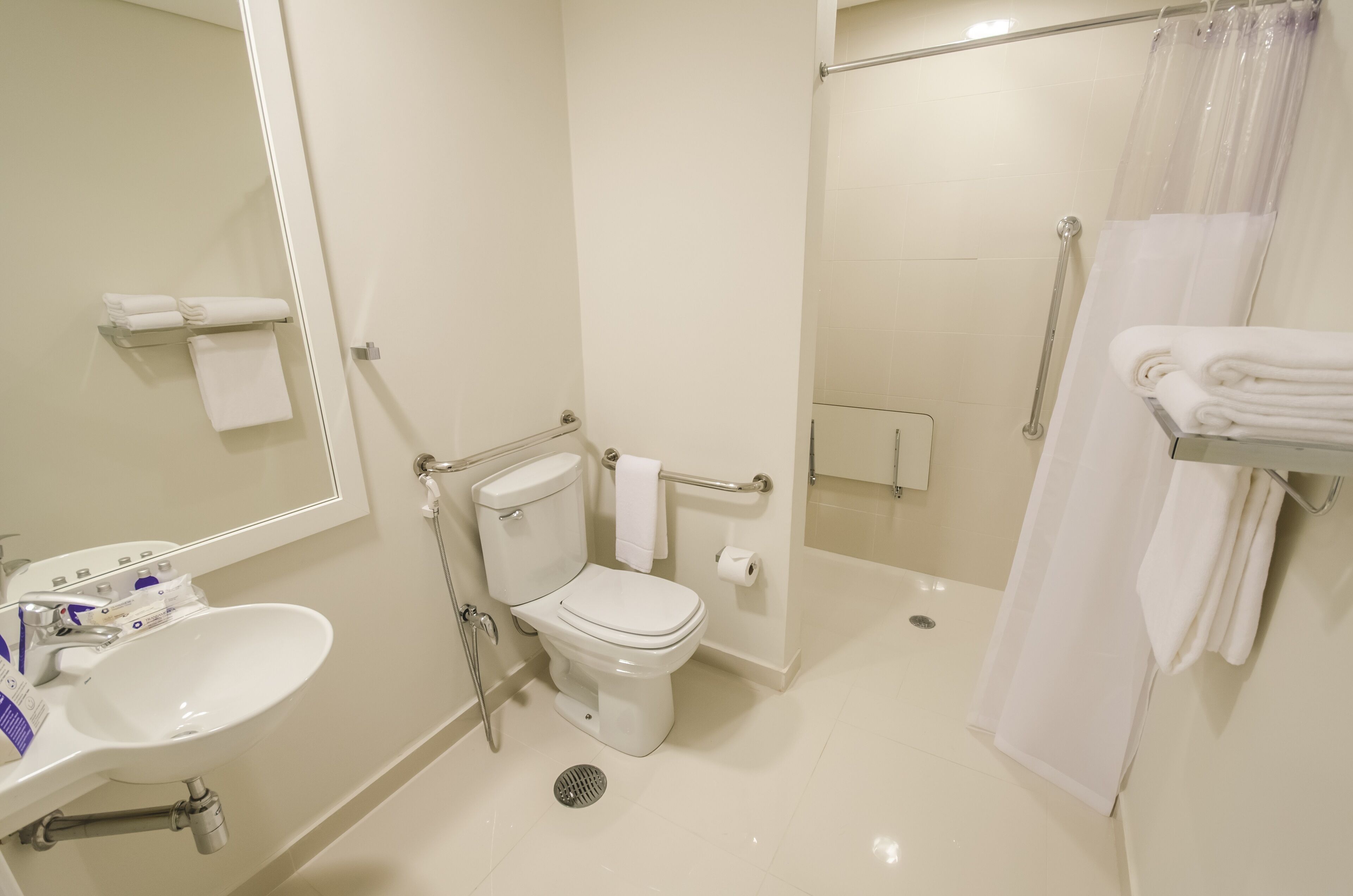 superior room | 1 bedroom, premium bedding, minibar, in-room safe