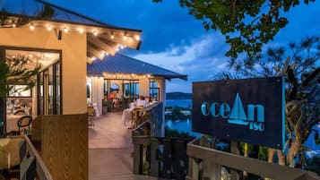 Leilighet, 1 soverom | Utendørsservering | 2 restauranter, frokost serveres