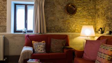 28-inch flat-screen TV with digital channels, TV