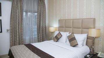 Premium-sengetøj, gratis minibar, pengeskab på værelset, skrivebord