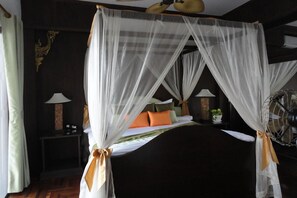 Penthouse, 5 kamar tidur, kolam renang pribadi (Private House with Pool) | 5 kamar tidur, brankas, meja kerja, dan tirai kedap cahaya