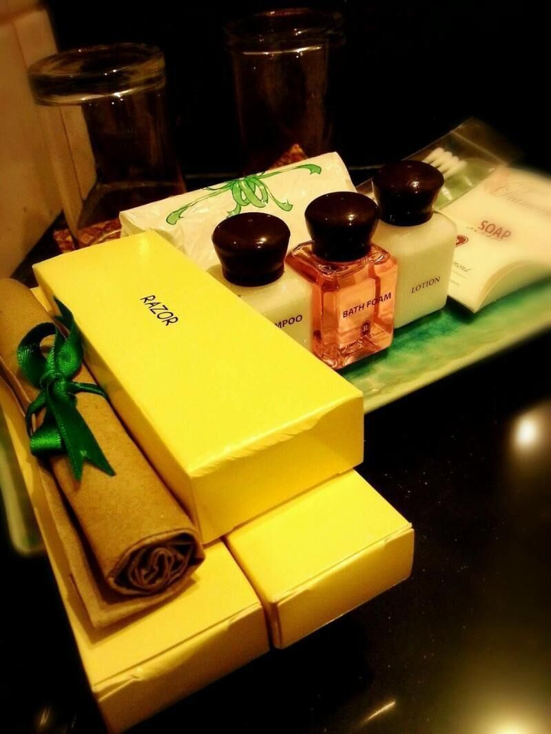Bathroom amenities