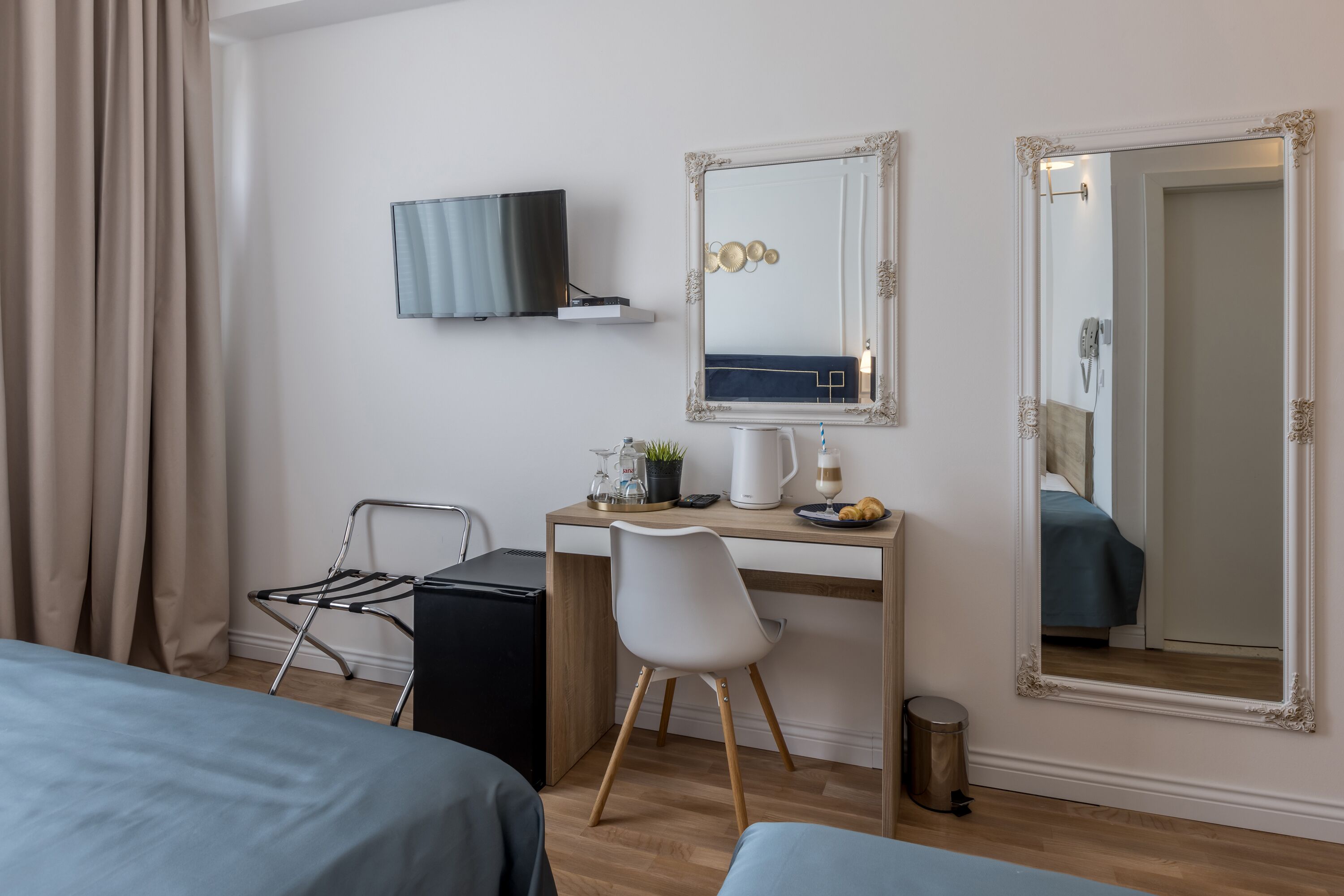 standard triple room | in-room safe, desk, blackout curtains, soundproofing