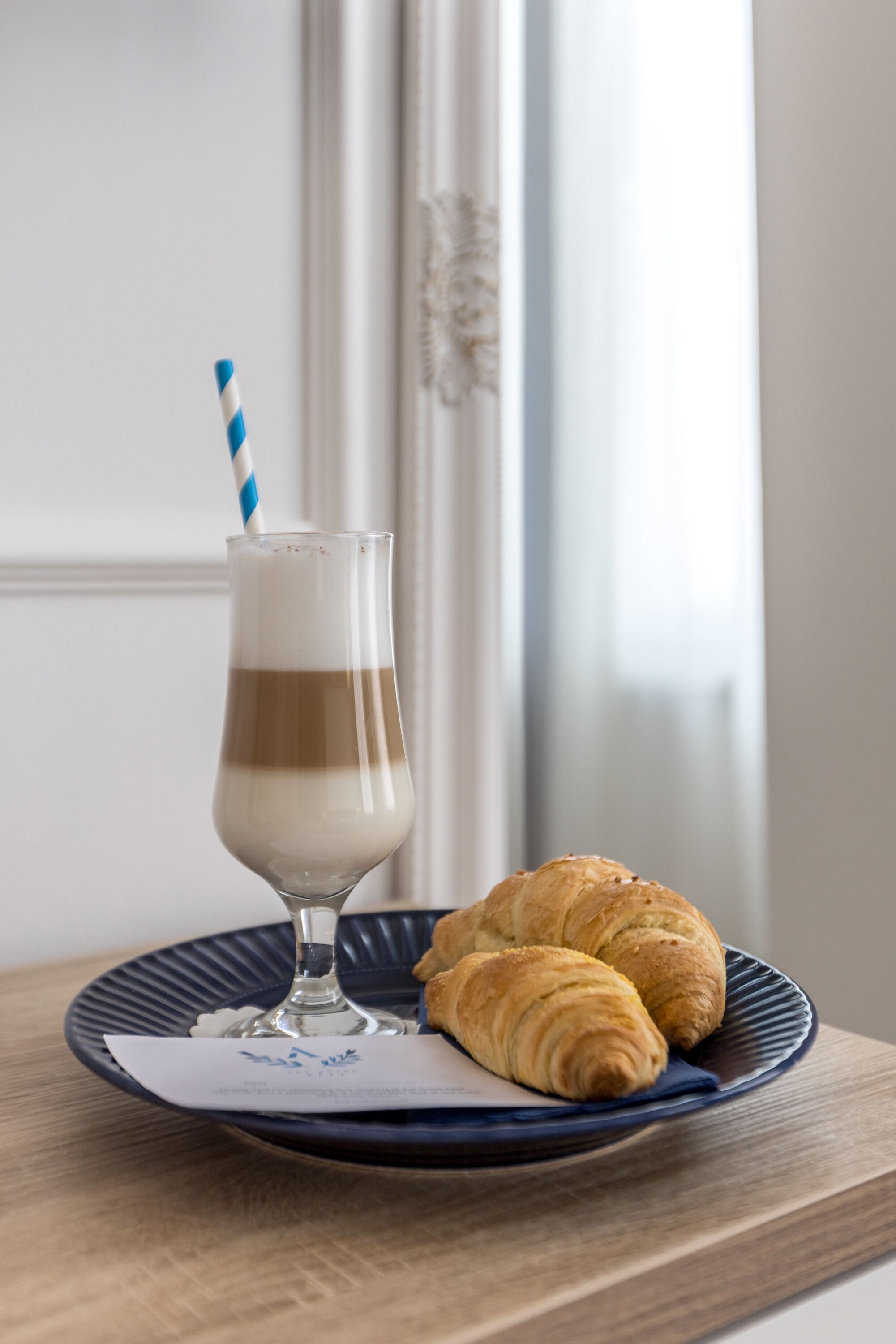 standard double or twin room | living area | plasma tv