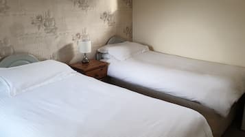 Standard Twin Room, Ensuite, Garden View | 1 bedroom