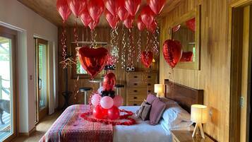 Deluxe Apartment, Ensuite (1-Chaucer Lodge open plan) | 1 bedroom