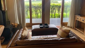 Apartment, Ensuite (2- Copse Lodge) | Lounge - The Chilterns View (Wallingford)