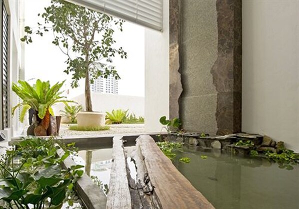 Interior detail - The Explorer (Malacca City)