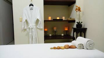 Soins corporels, soins d'aromathérapie, massages aux pierres chaudes
