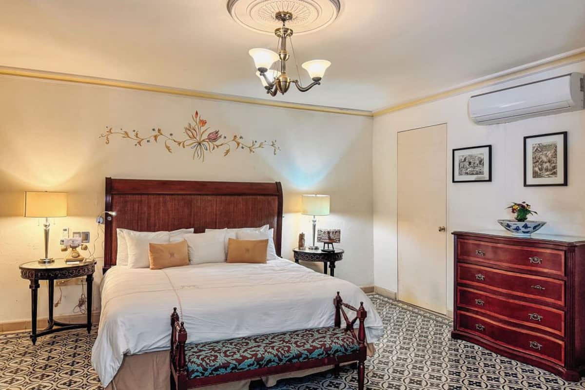 Premium bedding, down duvets, pillow-top beds, minibar