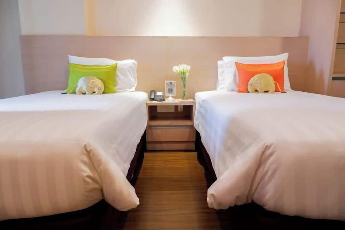 Desk, free WiFi, bed sheets
