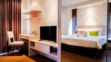 Junior Δωμάτιο, Γωνιακό | 1 υπνοδωμάτιο, γραφείο, κουρτίνες συσκότισης, δωρεάν Wi-Fi