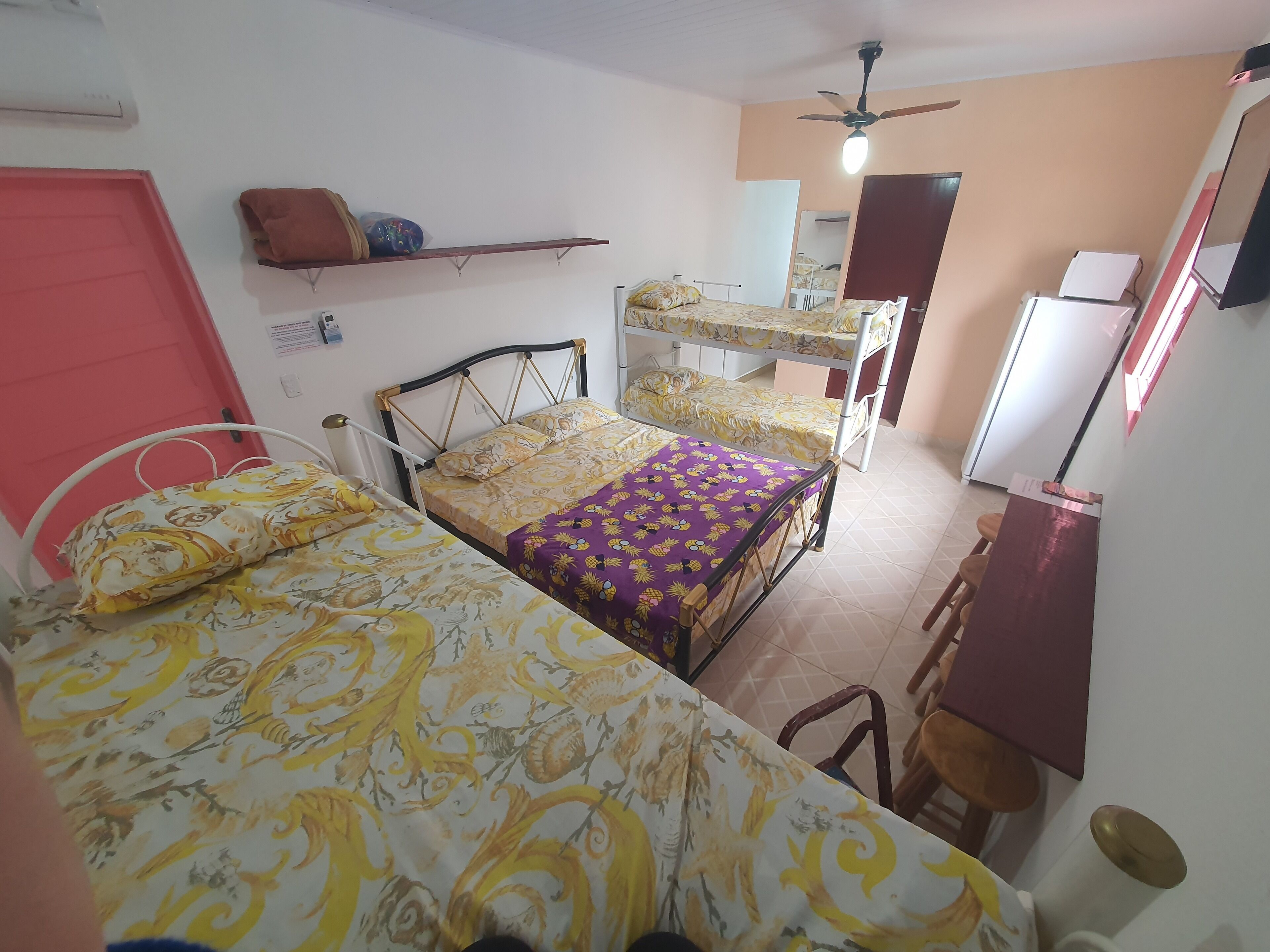 1 間臥室、遮光布/窗簾、免費無線上網、床單