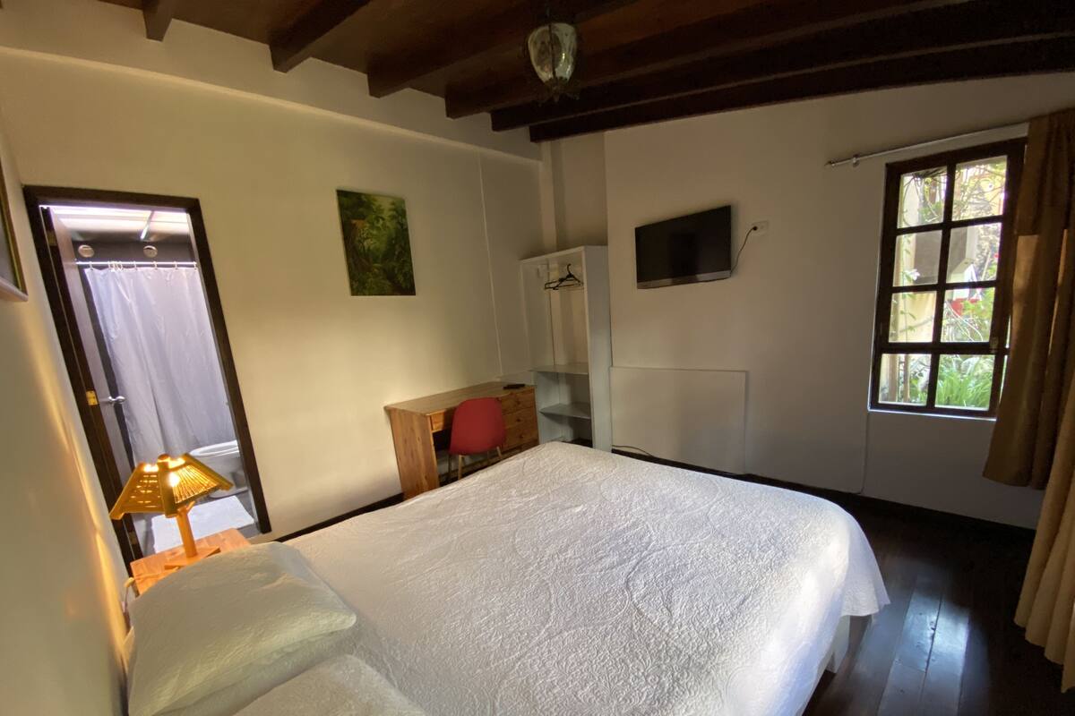 Premium bedding, in-room safe, desk, free WiFi