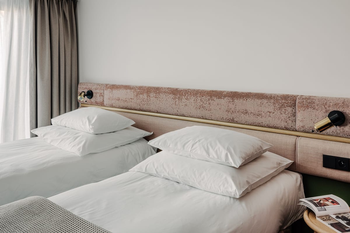 classic twin room | 1 bedroom, premium bedding, in-room safe, desk