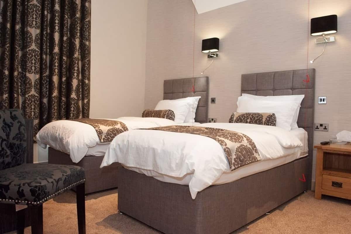Chambre Standard avec lits jumeaux, accessible aux personnes à mobilité réduite (Room 1) | Chambres insonorisées, fer et planche à repasser, Wi-Fi gratuit