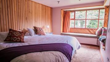 Double Room | Premium bedding, in-room safe, soundproofing, bed sheets