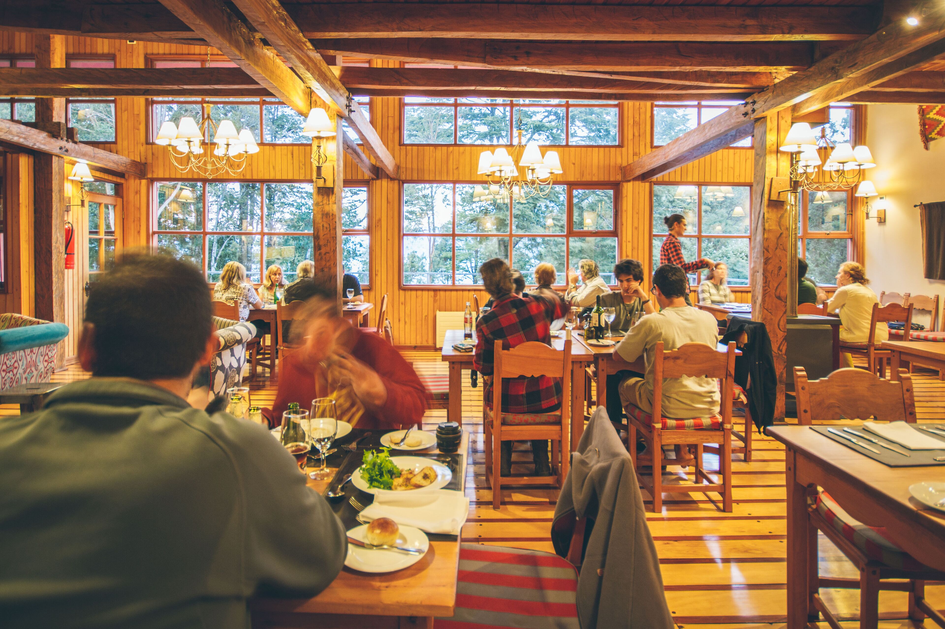 breakfast, lunch, dinner served; international cuisine