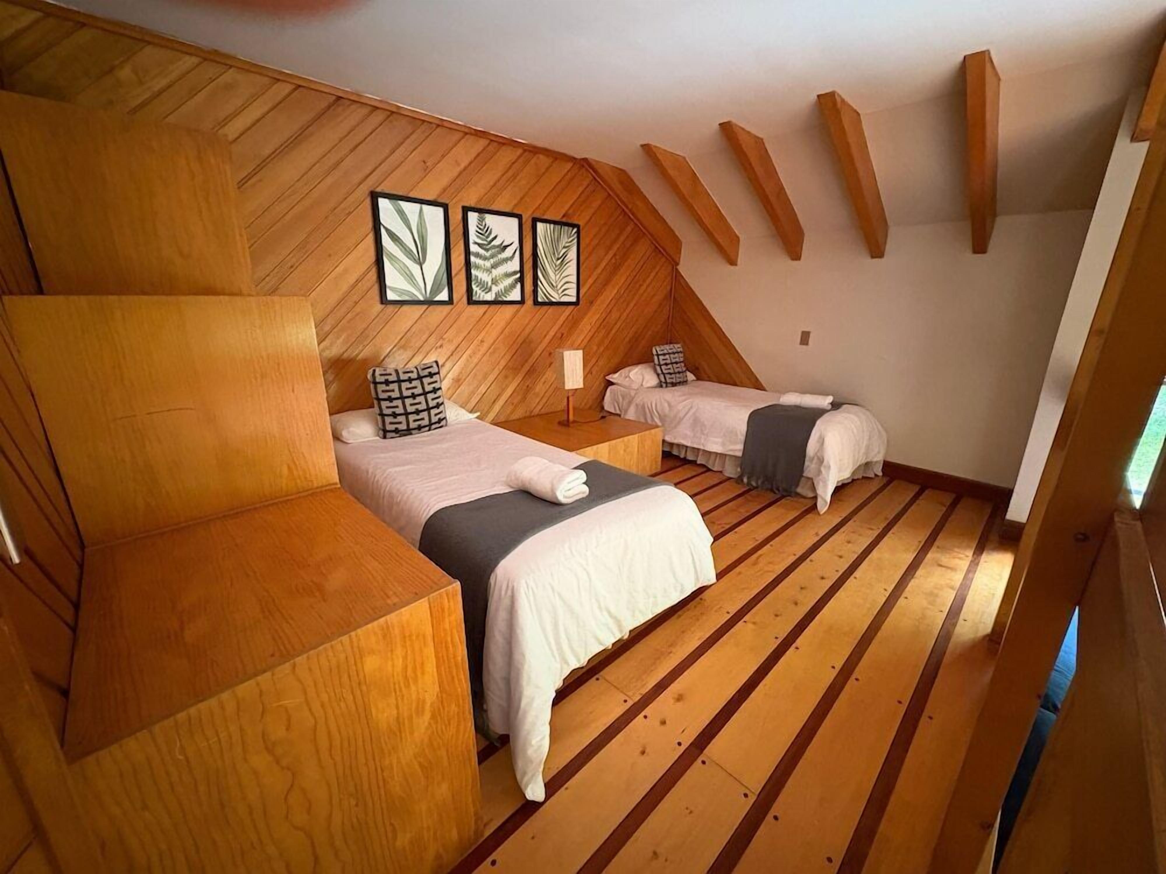 Hochwertige Bettwaren, Zimmersafe, schallisolierte Zimmer, Bettwäsche