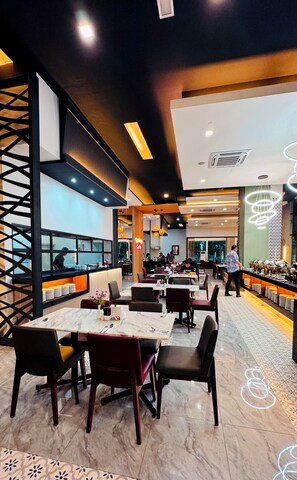 International cuisine - Raia Hotel & Convention Centre Alor Setar (Alor Setar)