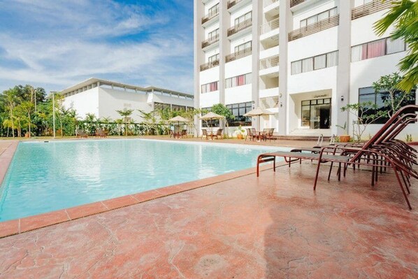 Indoor pool, outdoor pool, pool loungers