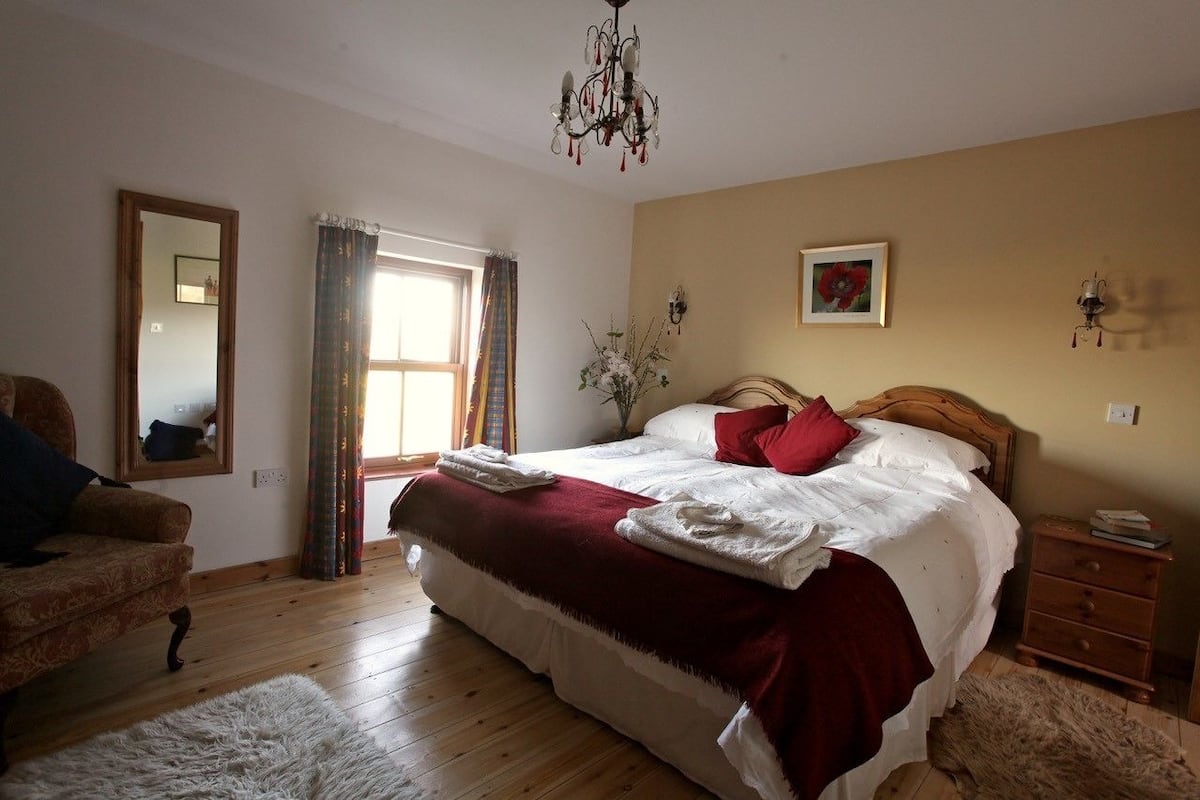 Tweepersoonskamer (Wild Rose) | Lakens van Egyptisch katoen, luxe beddengoed, individueel gedecoreerd