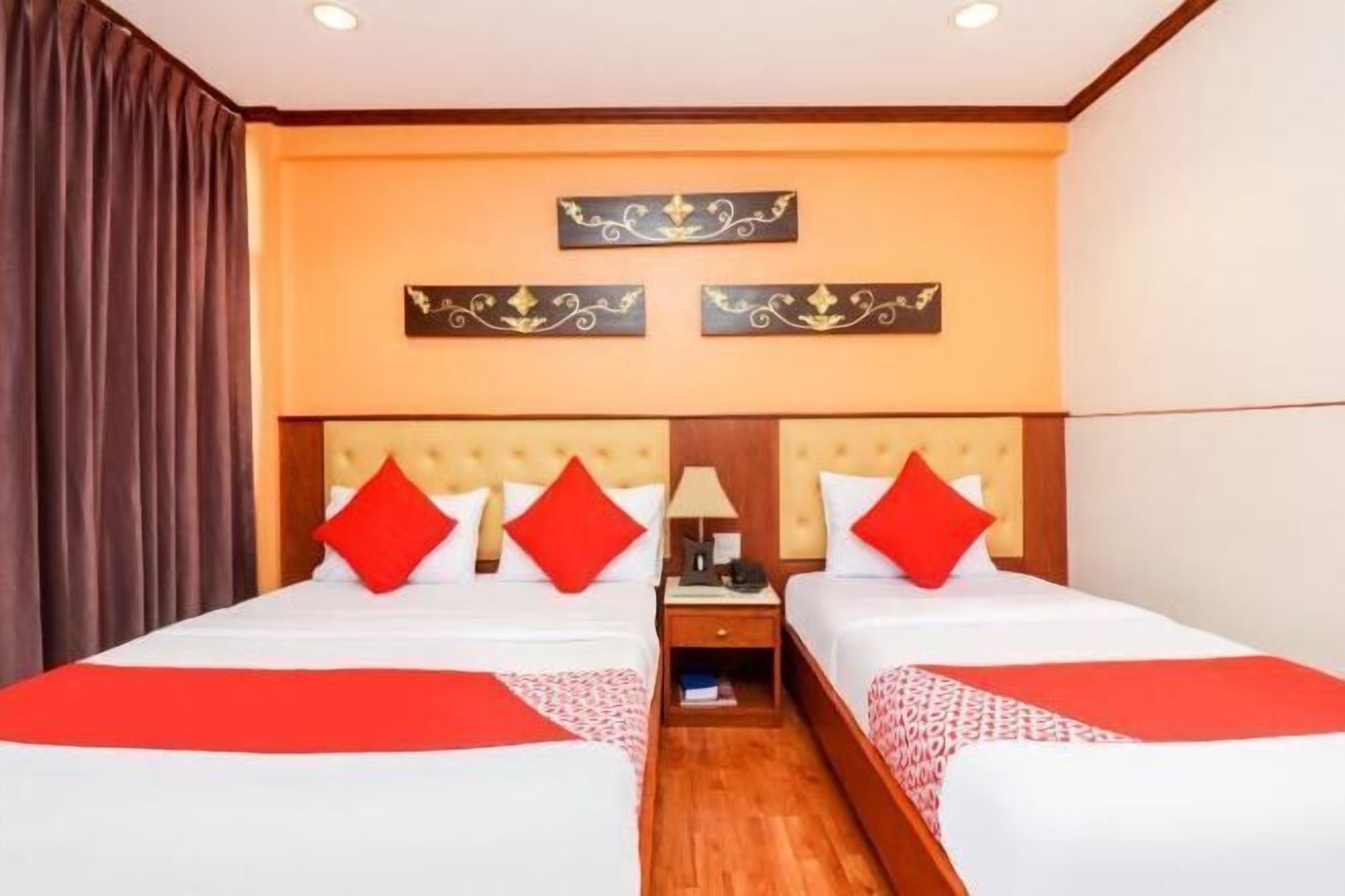 Desk, rollaway beds, free WiFi, bed sheets