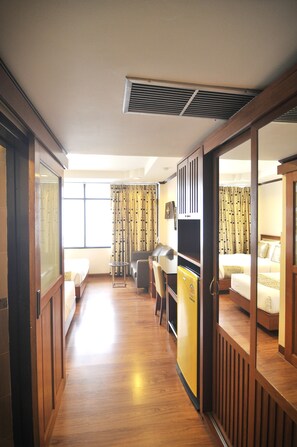 Living area - Malaysia Hotel Bangkok (Bangkok)