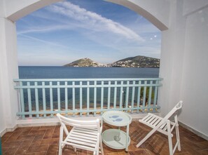 Standard Room, Sea View | Terrace/patio - Alea Mare Hotel (Leros)
