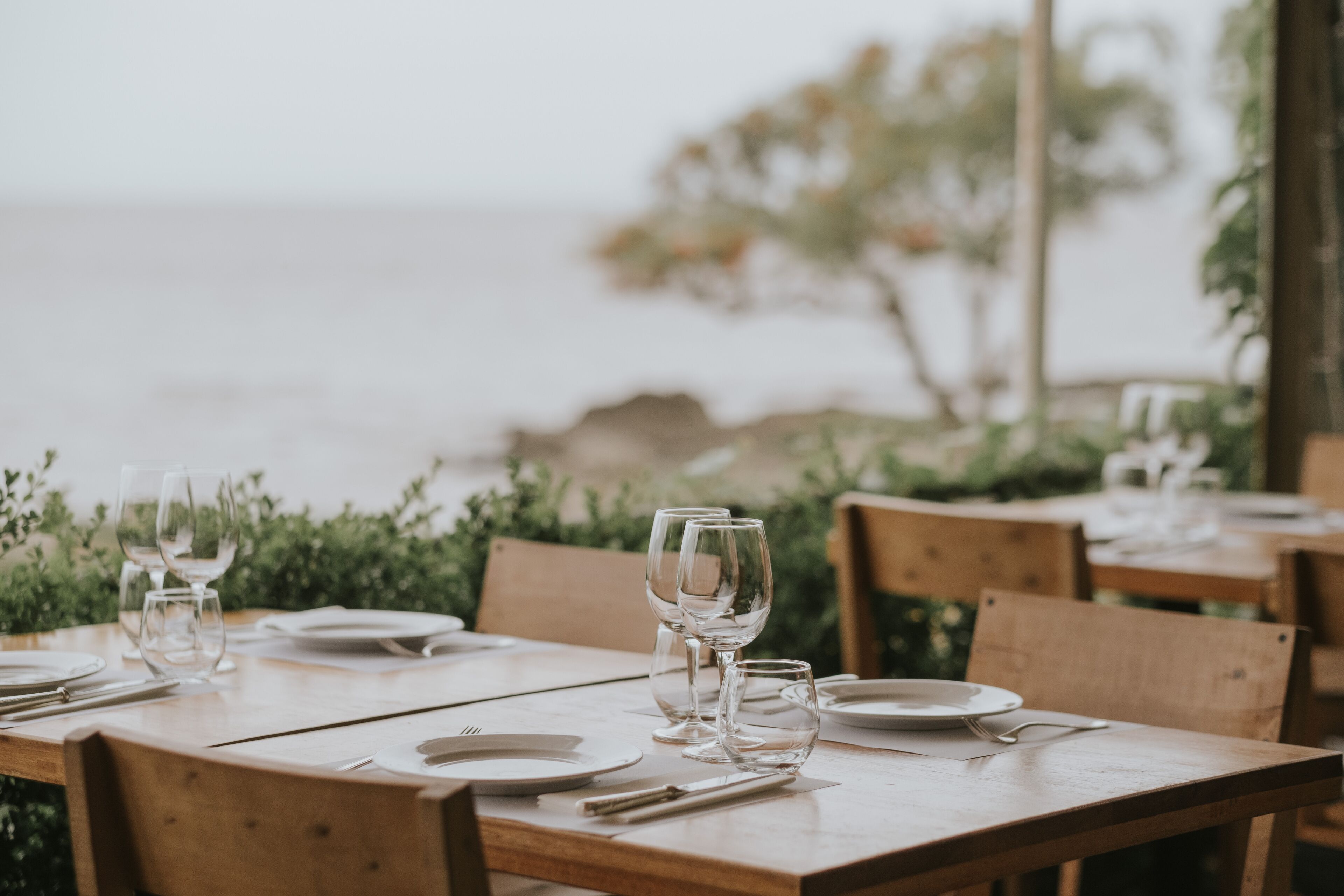 Breakfast, lunch, dinner served; Mediterranean cuisine, sea views 