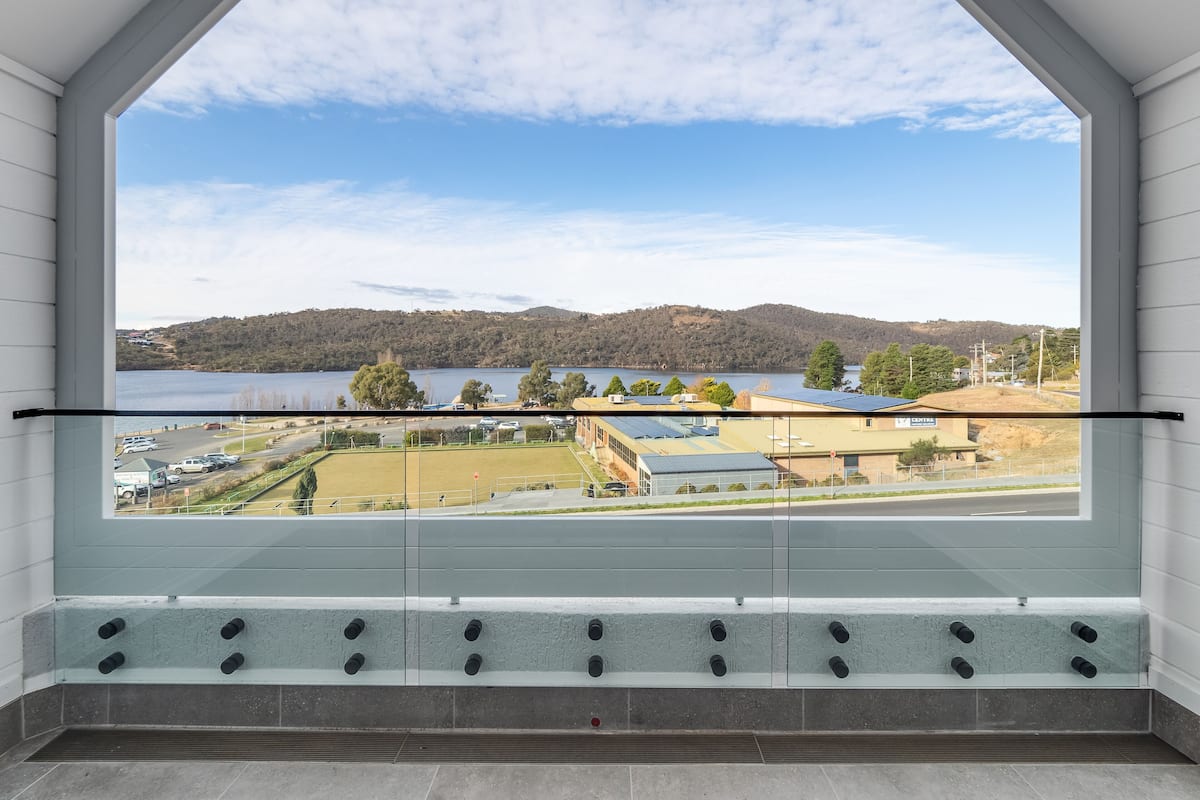 Superior Apartment, 1 Bedroom, Balcony, Lake View | Balcony view