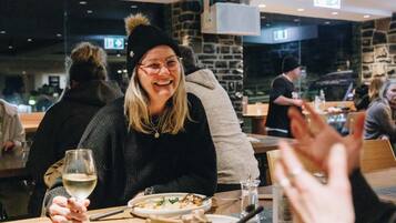 2 restaurants, lunch, dinner served; Regional cuisine
