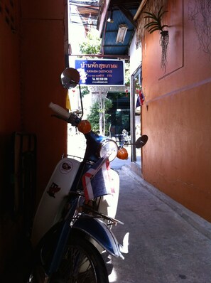ทางเข้าที่พัก