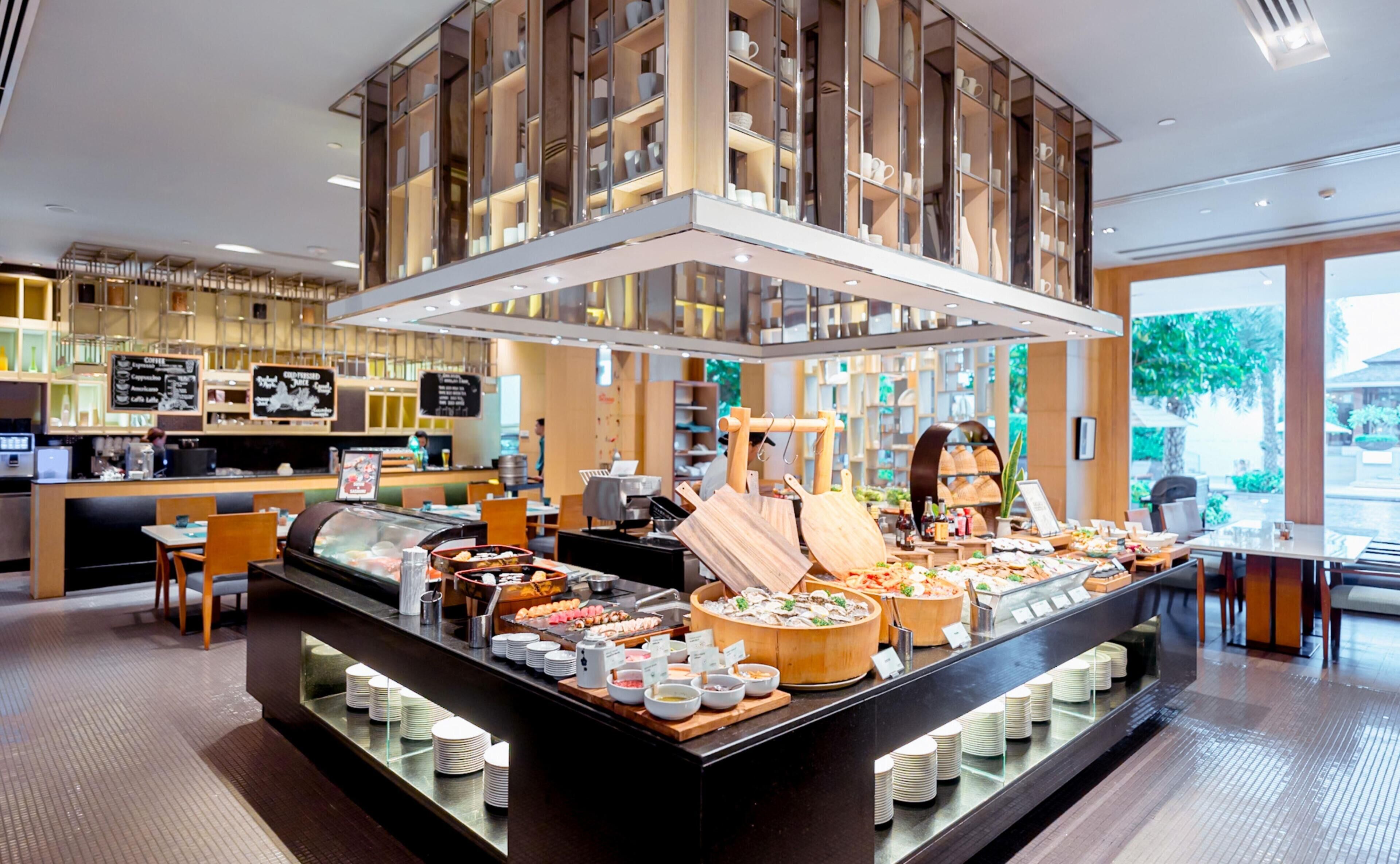 Daily buffet breakfast for a fee
