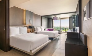 Deluxe Room, 2 Twin Beds, Golf View | Premium bedding, pillowtop beds, minibar, in-room safe - Hilton Bangkok Suvarnabhumi Golf Resort & Spa (Bang Phli)