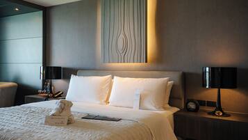Grand Suite, 1 Bedroom, Golf View (Balcony) | Premium bedding, pillowtop beds, minibar, in-room safe