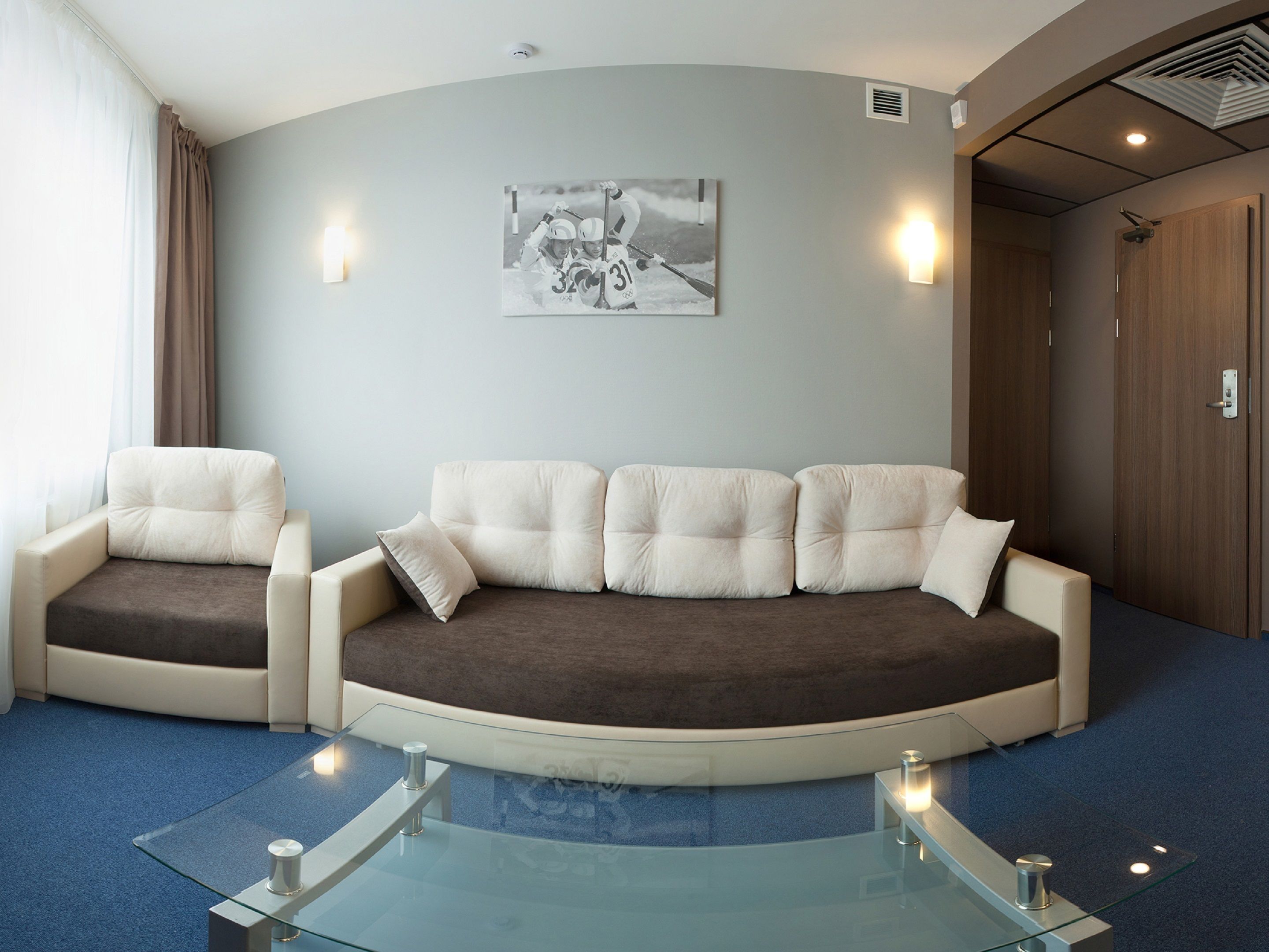 suite, 1 bedroom | premium bedding, in-room safe, desk, soundproofing