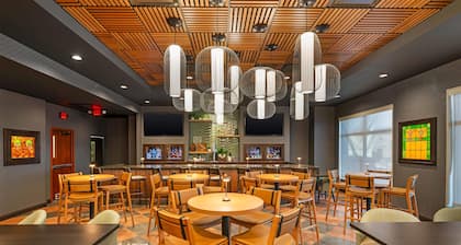 Drury Plaza Hotel St. Louis Brentwood
