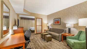 Két bảo mật tại phòng, bàn, màn/rèm cản sáng, bàn ủi/dụng cụ ủi quần áo