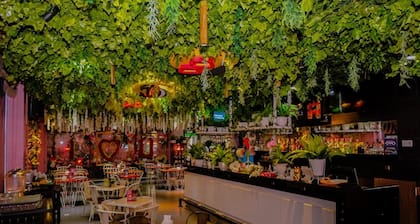 G Suites Hotel by AMITHYA