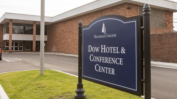 A sign for Hillsdale College's Dow Hotel & Conference Center. - Hillsdale College Dow Hotel and Conference Center (Hillsdale)