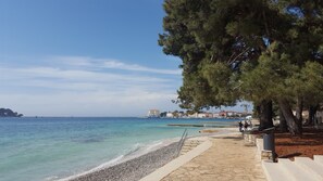 Beach - Hotel Villa Karda (Porec)