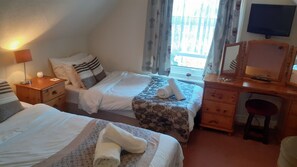 Room - Weatherbury Hotel (Weymouth)